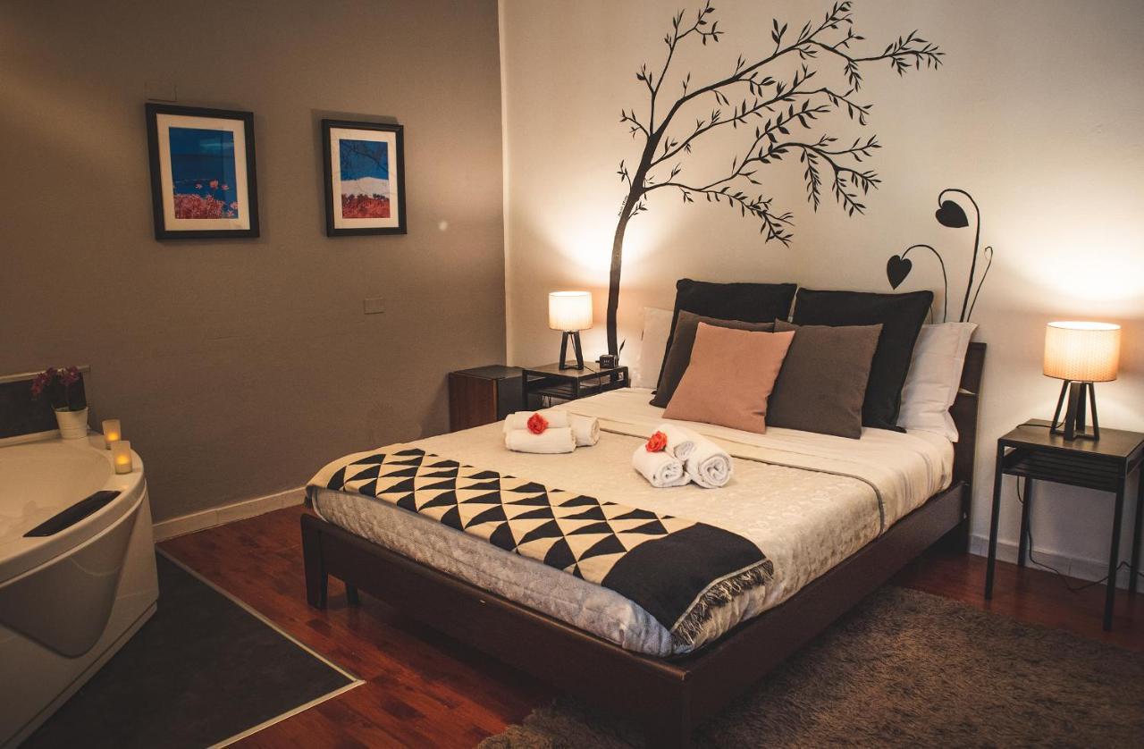 Suitesicily Rooms Palermo อัลตาวิลลา มิลิเชีย ภายนอก รูปภาพ